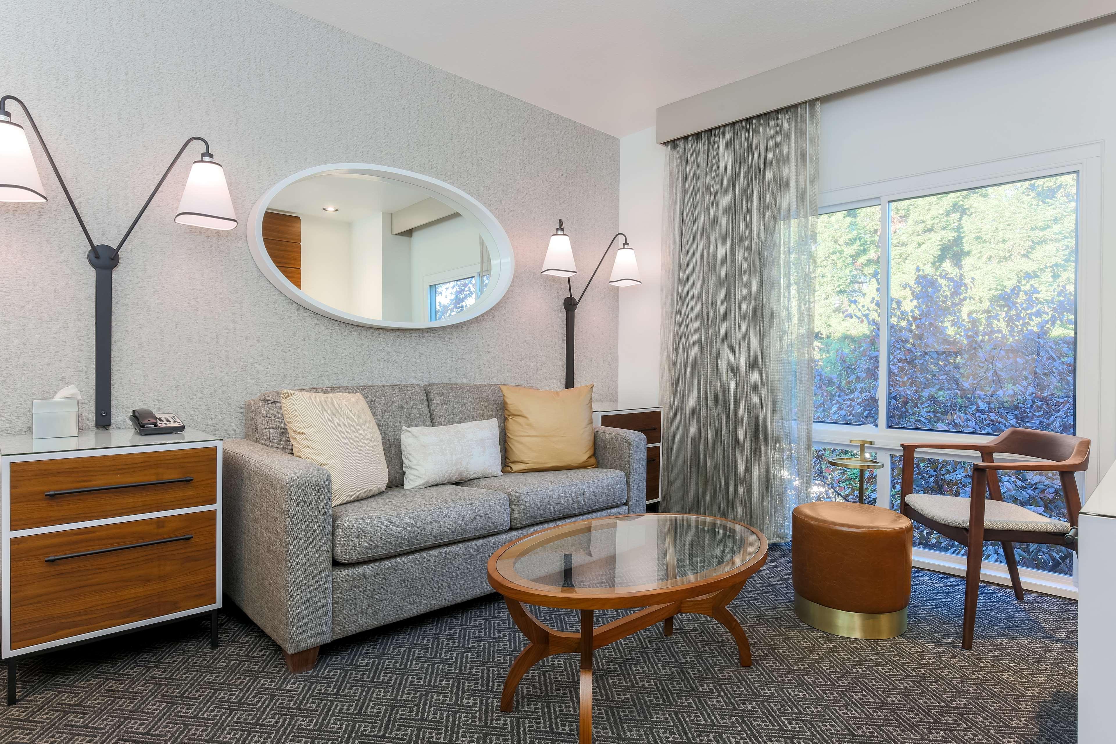 Doubletree Suites By Hilton Hotel Sacramento - ランチョ・コルドヴァ エクステリア 写真