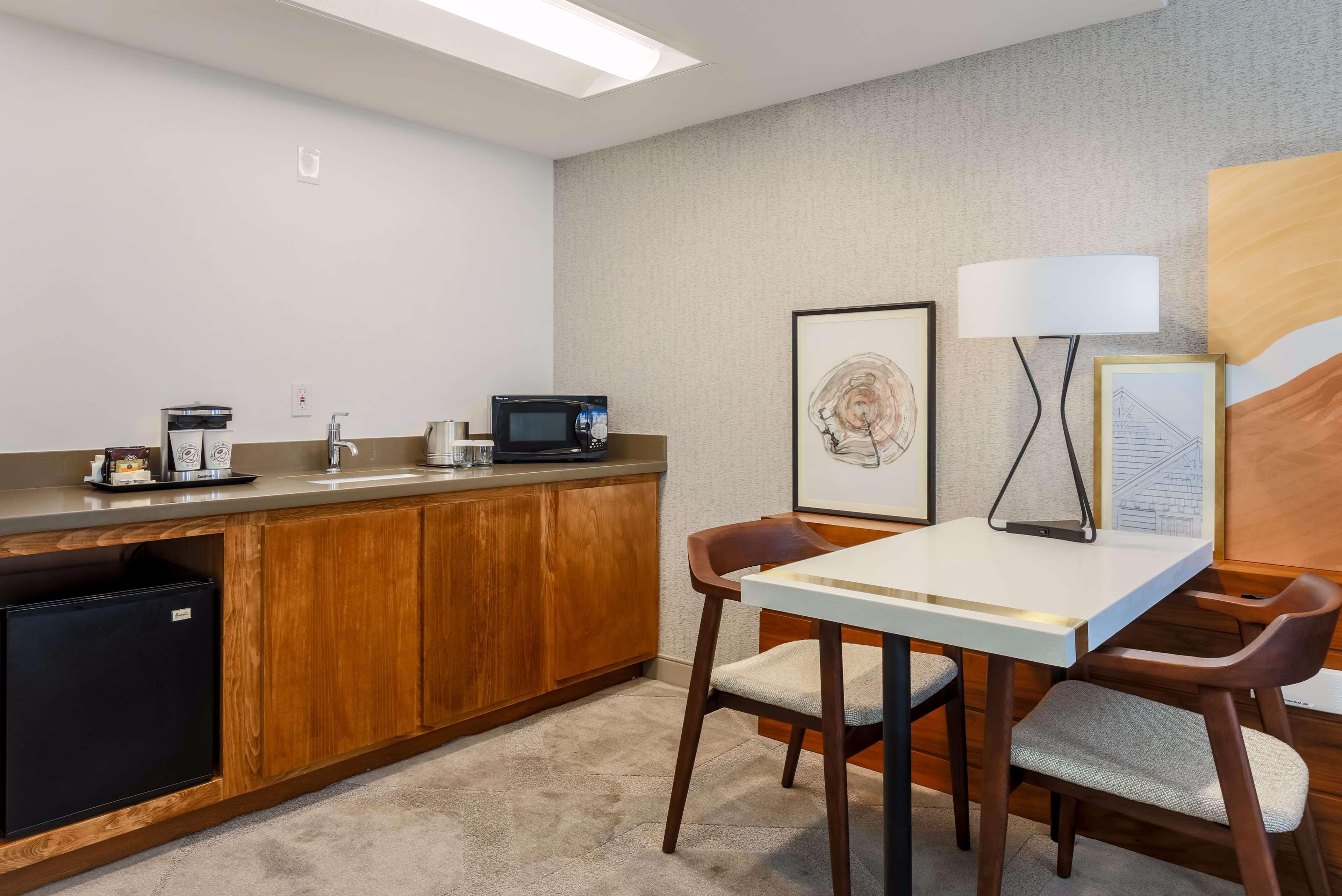 Doubletree Suites By Hilton Hotel Sacramento - ランチョ・コルドヴァ エクステリア 写真