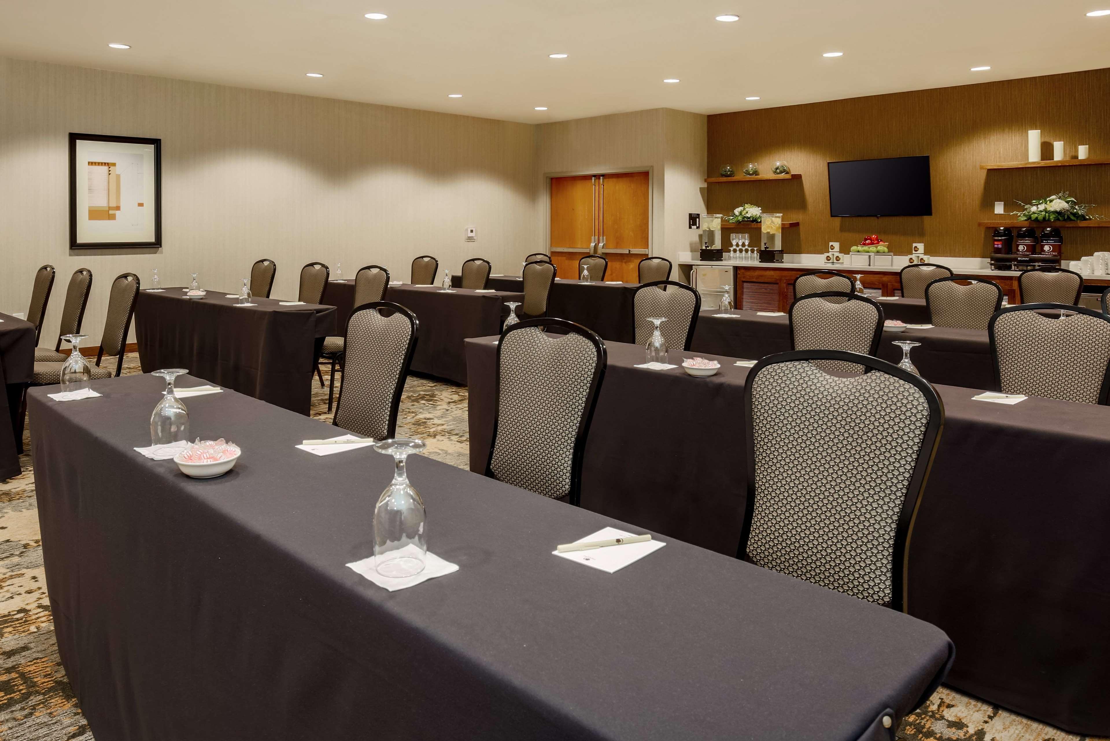 Doubletree Suites By Hilton Hotel Sacramento - ランチョ・コルドヴァ エクステリア 写真