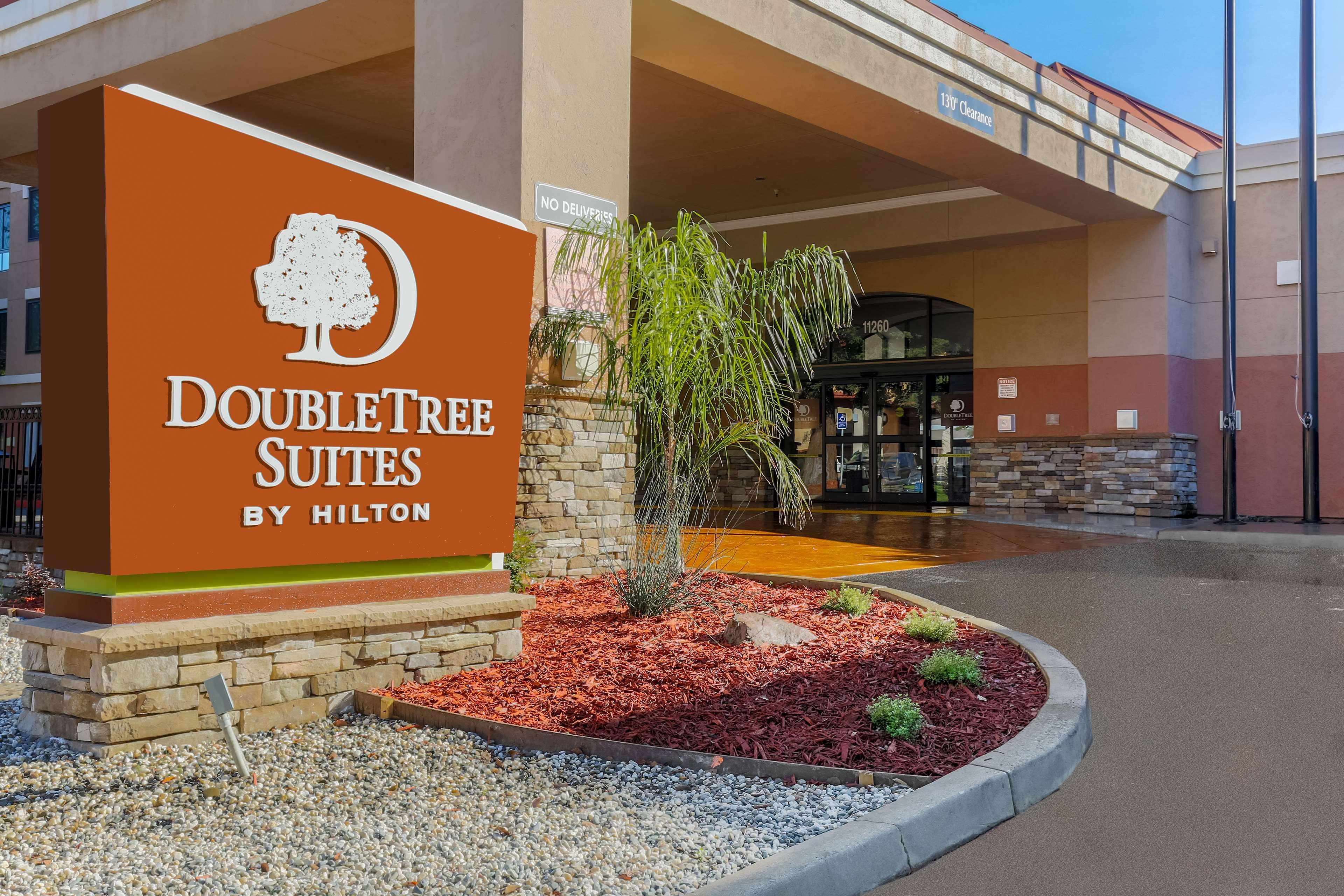 Doubletree Suites By Hilton Hotel Sacramento - ランチョ・コルドヴァ エクステリア 写真