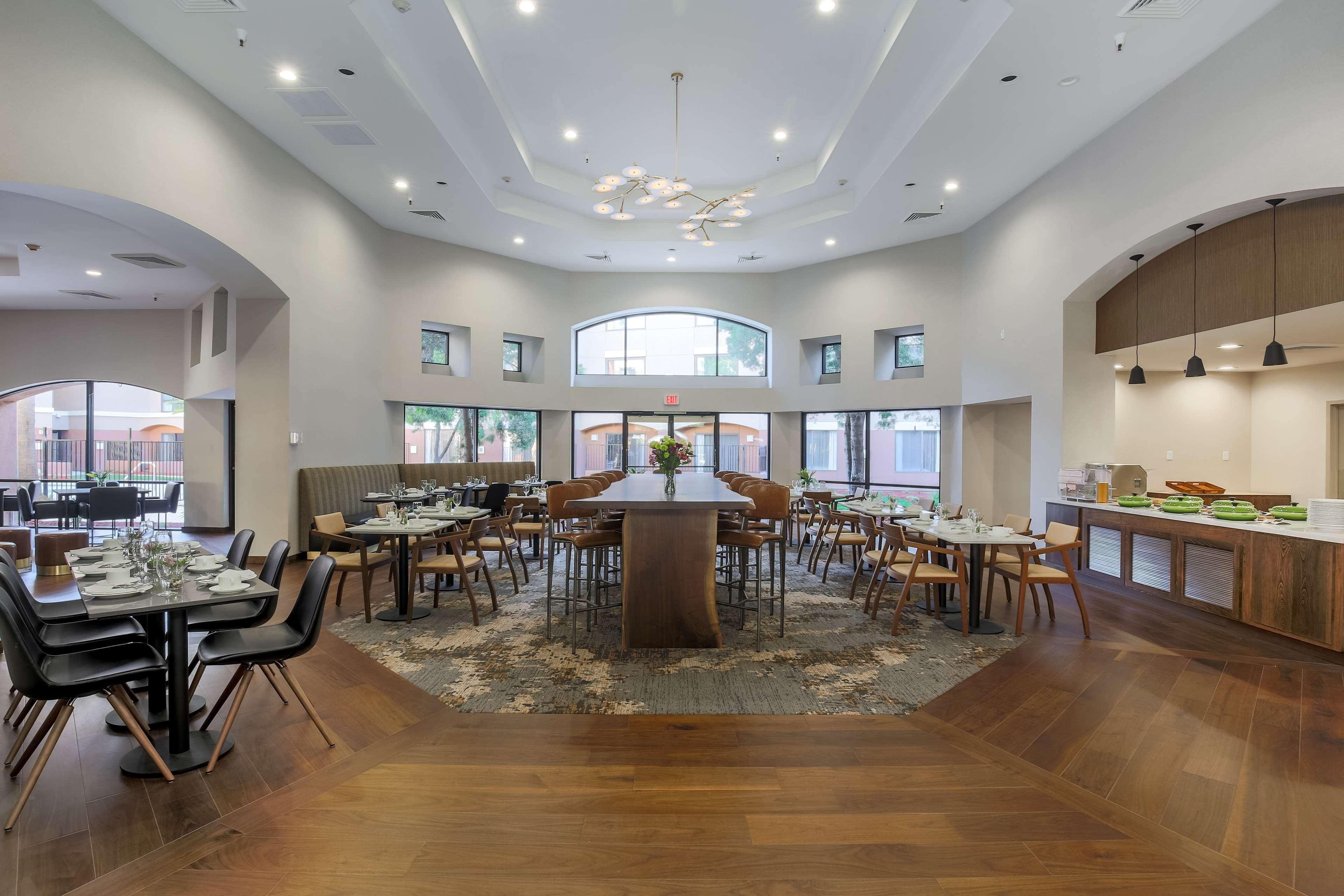 Doubletree Suites By Hilton Hotel Sacramento - ランチョ・コルドヴァ エクステリア 写真