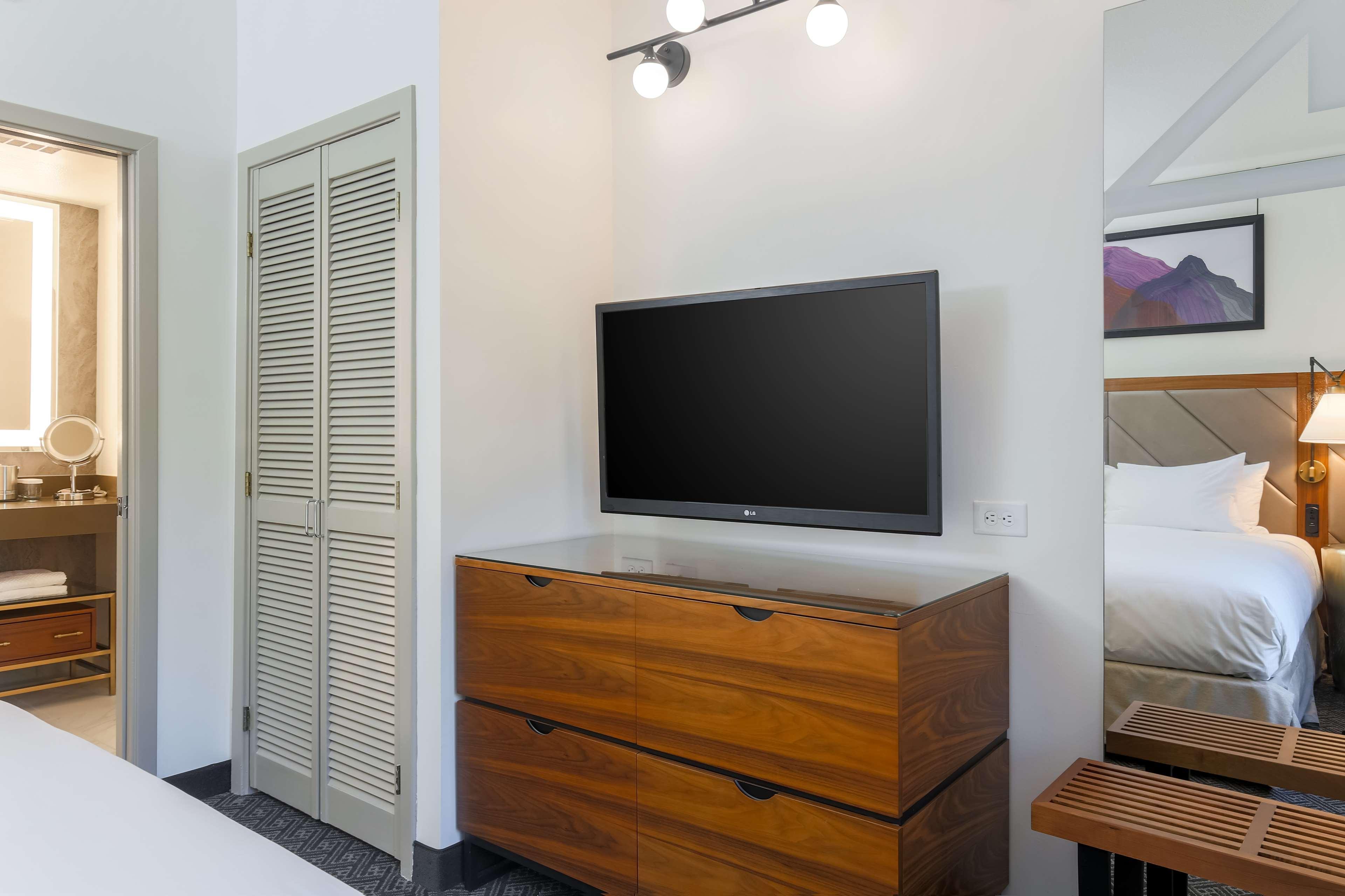 Doubletree Suites By Hilton Hotel Sacramento - ランチョ・コルドヴァ エクステリア 写真
